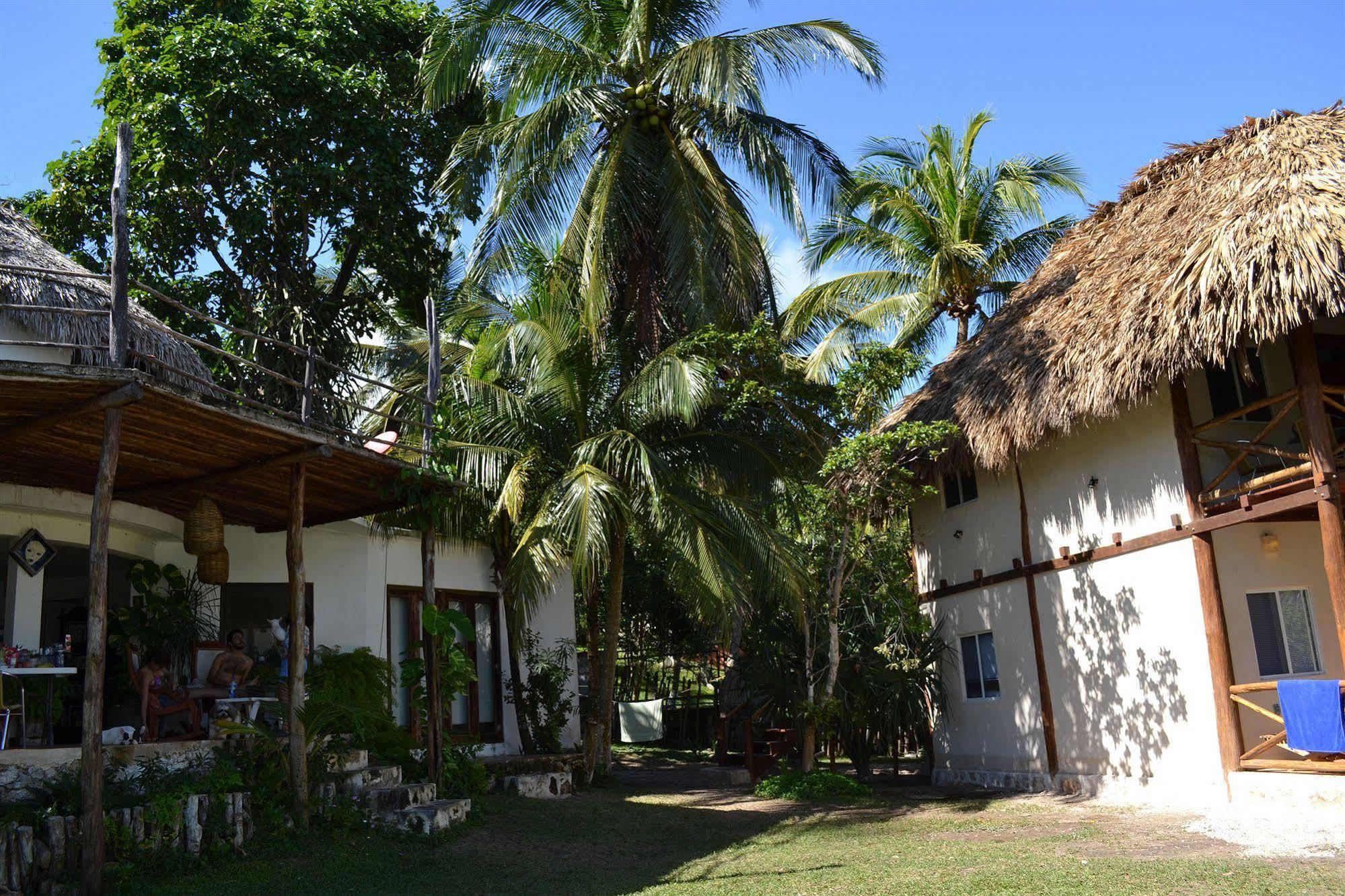 Casa Caracol Hotell Bacalar Exteriör bild